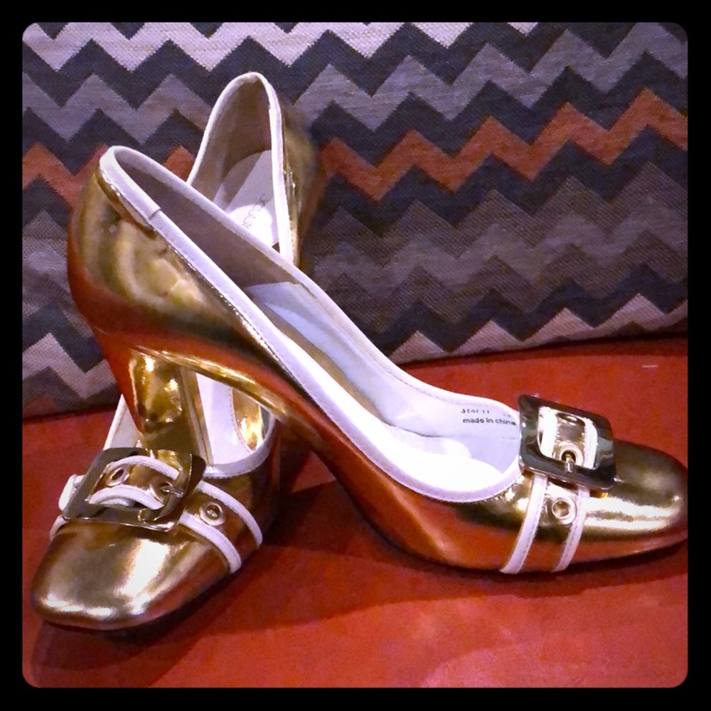 Jessica Bennett Gold Shoes